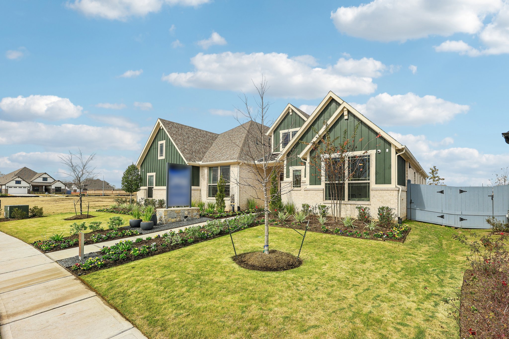 Bluet Lk Dr-S2101-002.jpg