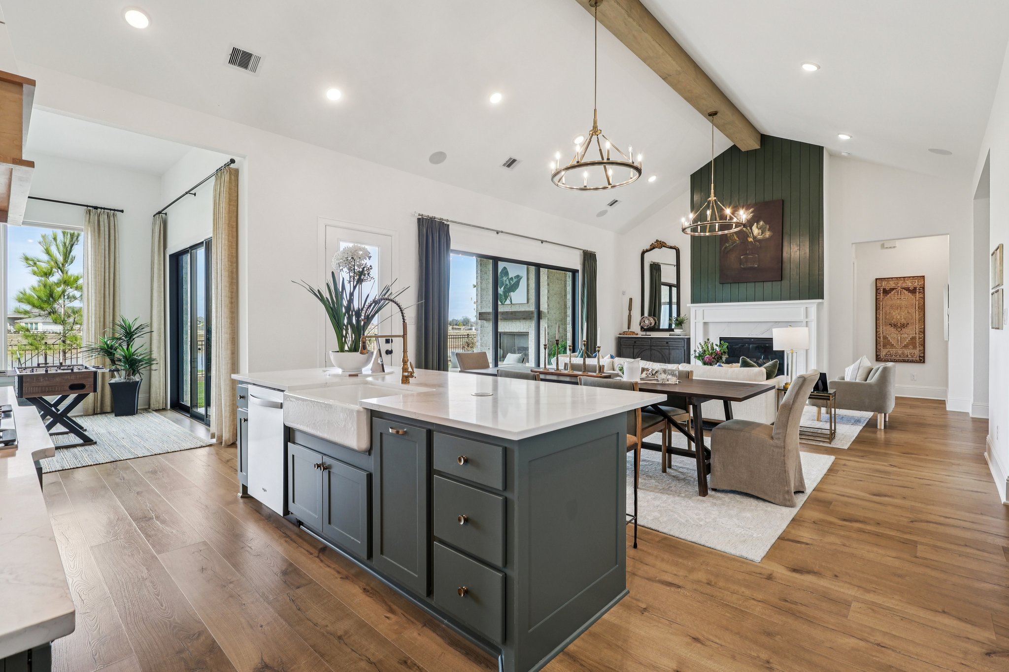 Bluet Lk Dr-S2101-009.jpg