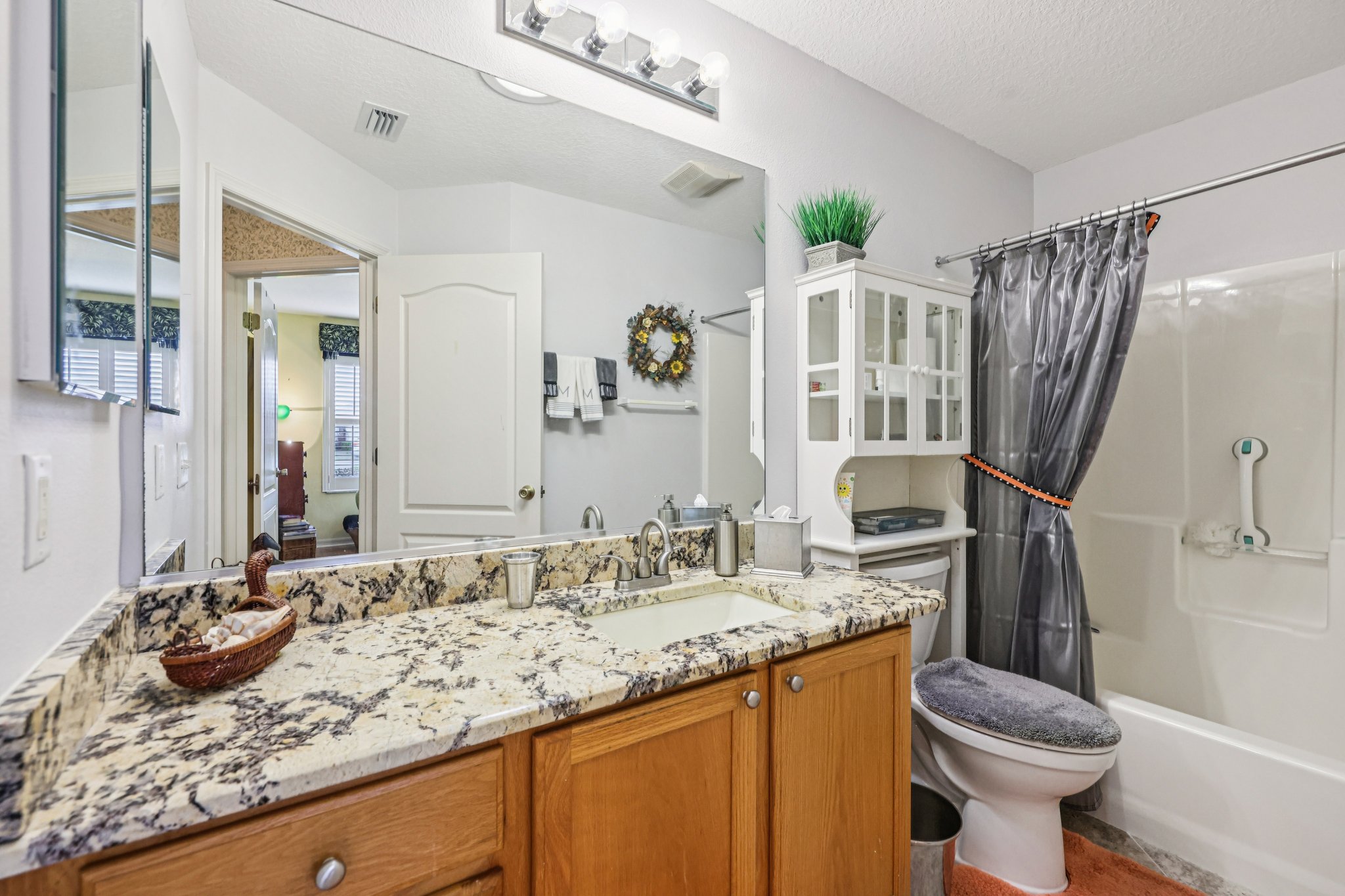 Palatine Ct-S2703-023.jpg