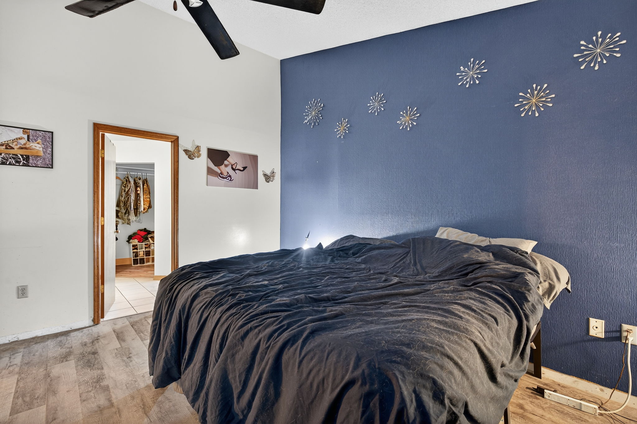 Interiors (22)