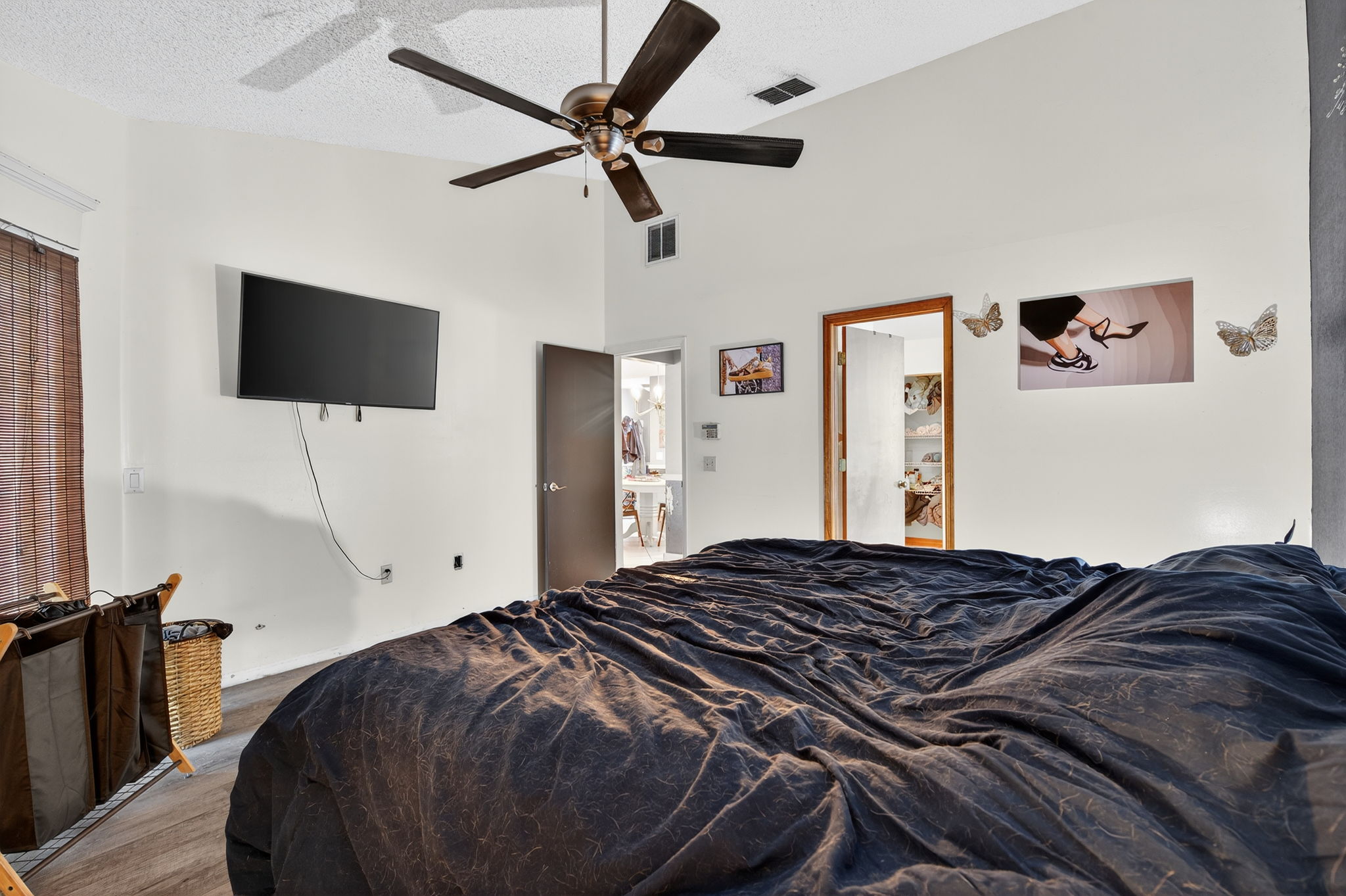 Interiors (23)