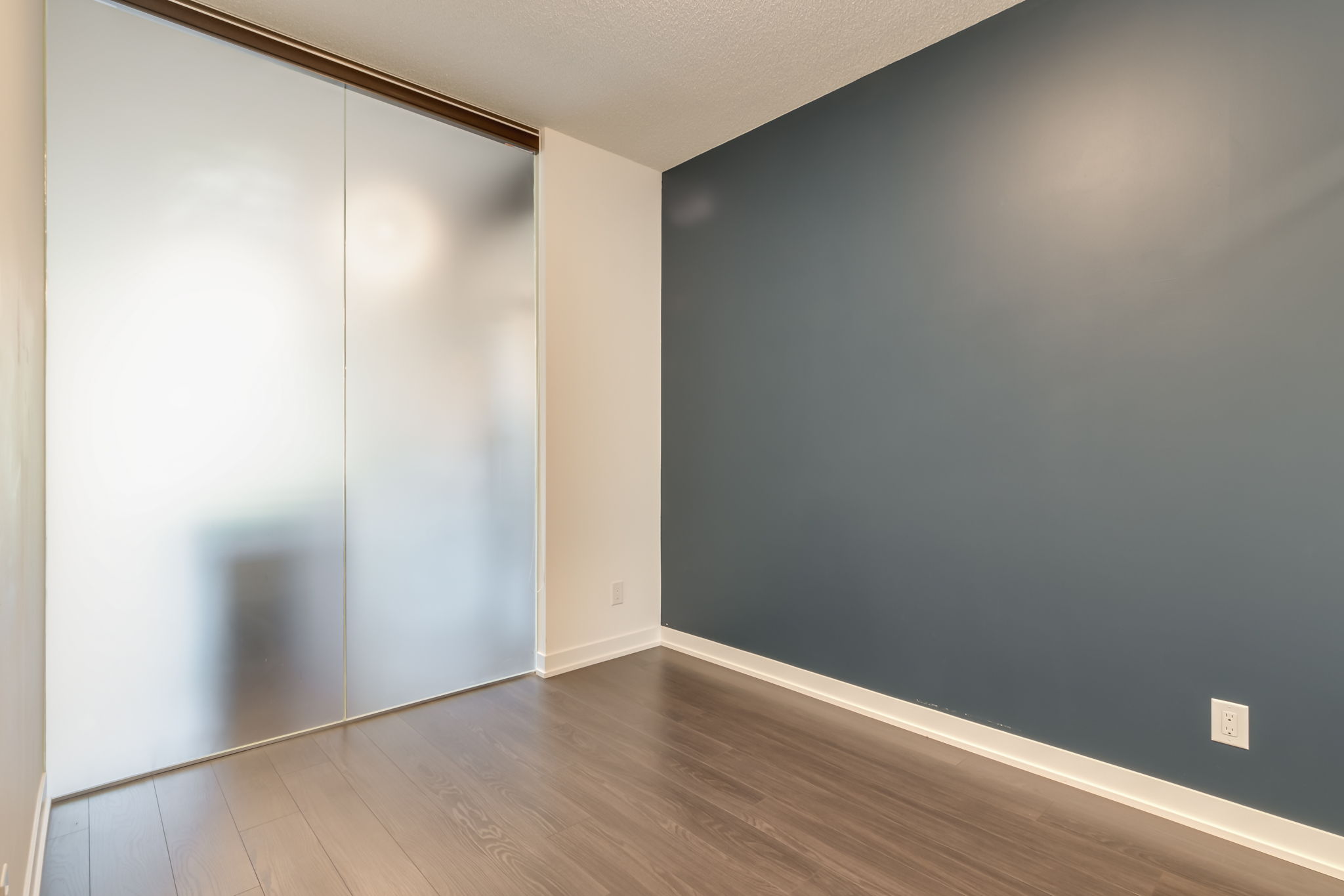 Toronto property showcase — delivered property photograph 12