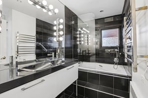3rd St-S1510-025.jpg