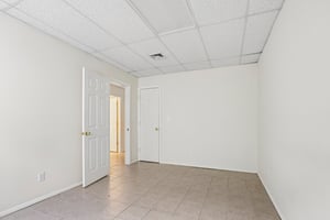 3rd St-S1510-046.jpg