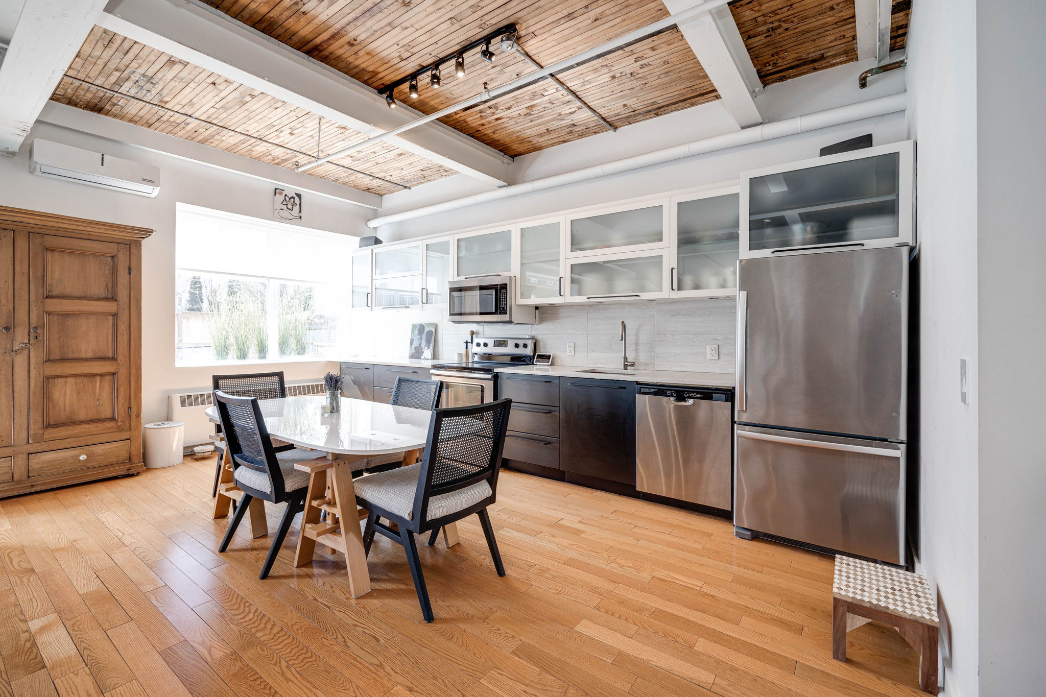 Toronto property showcase — delivered property photograph 11