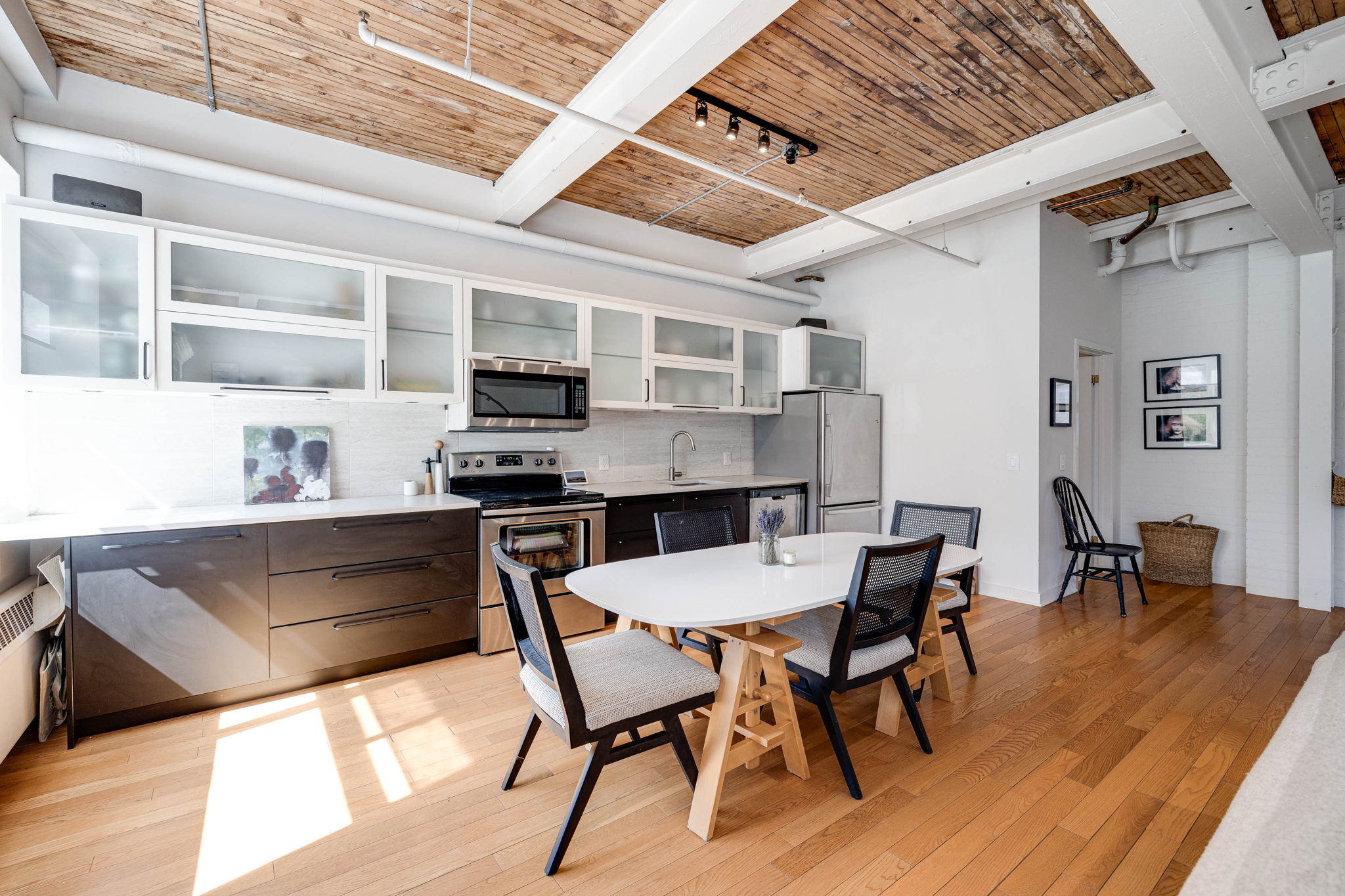 Toronto property showcase — delivered property photograph 9