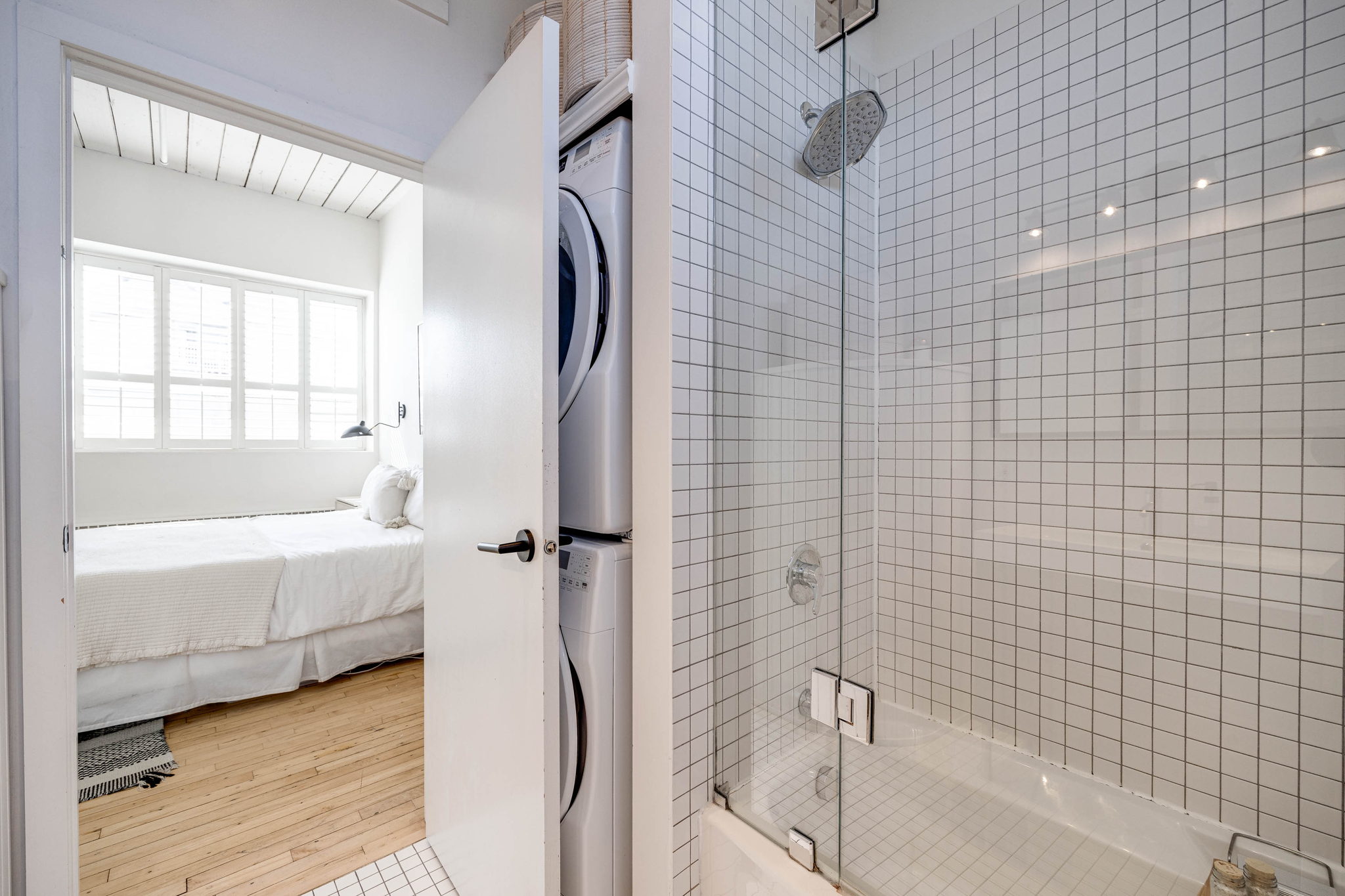 Toronto property showcase — delivered property photograph 30