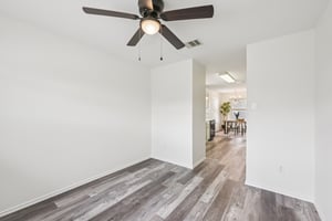 Covent Dr-S1004-017.jpg