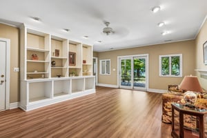 Ponderosa Cir-S2107-034.jpg