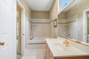Ponderosa Cir-S2107-048.jpg