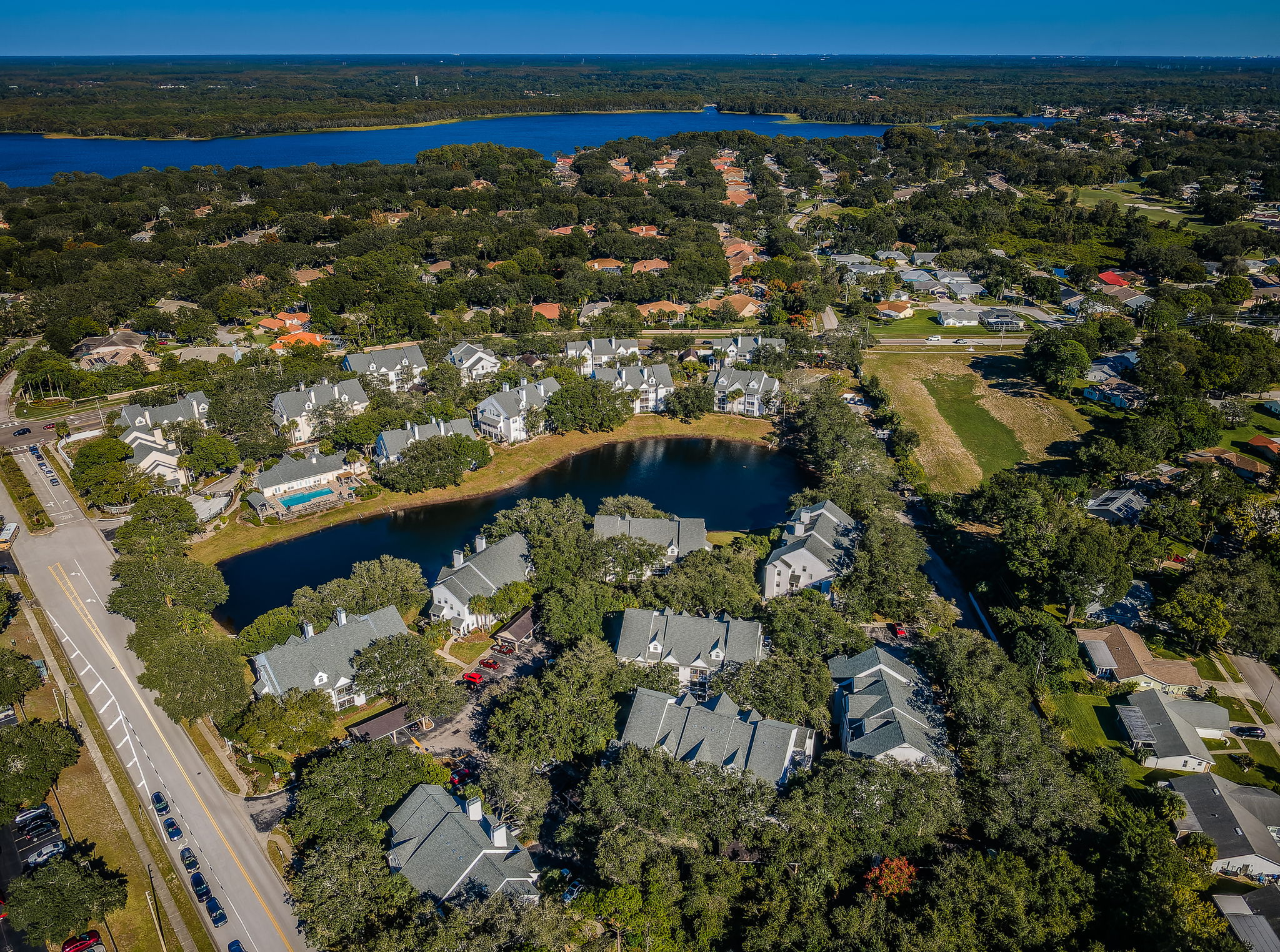 The Bentley at Cobbs Landing23