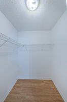 Bedroom1 Closet