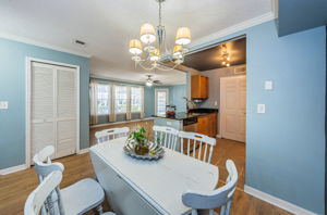 Dining Room3-4