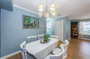 Dining Room4-4