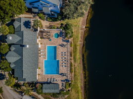 Pool25