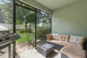 Screened-in Porch