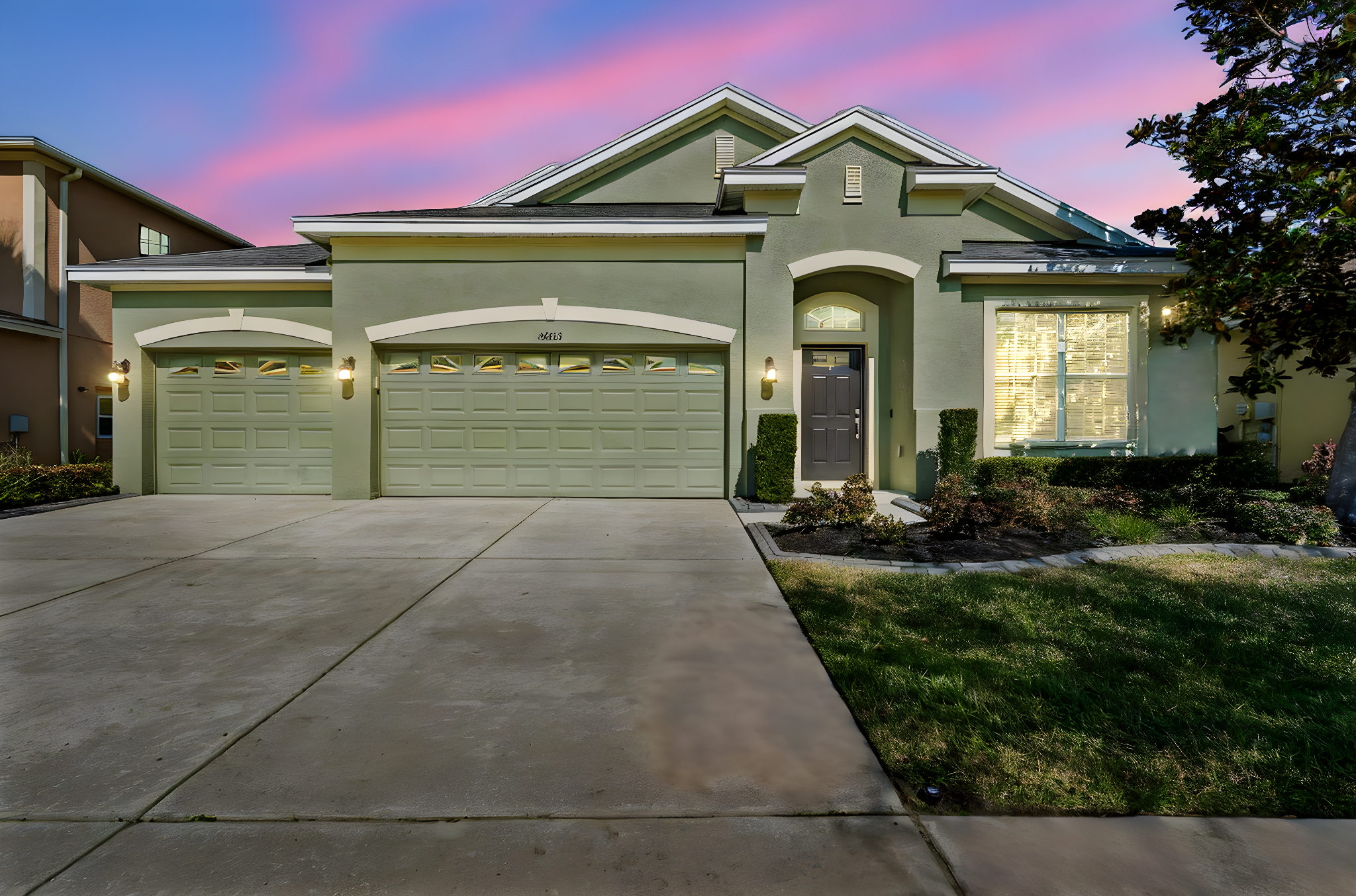 DSC_8053 day to dusk.jpeg