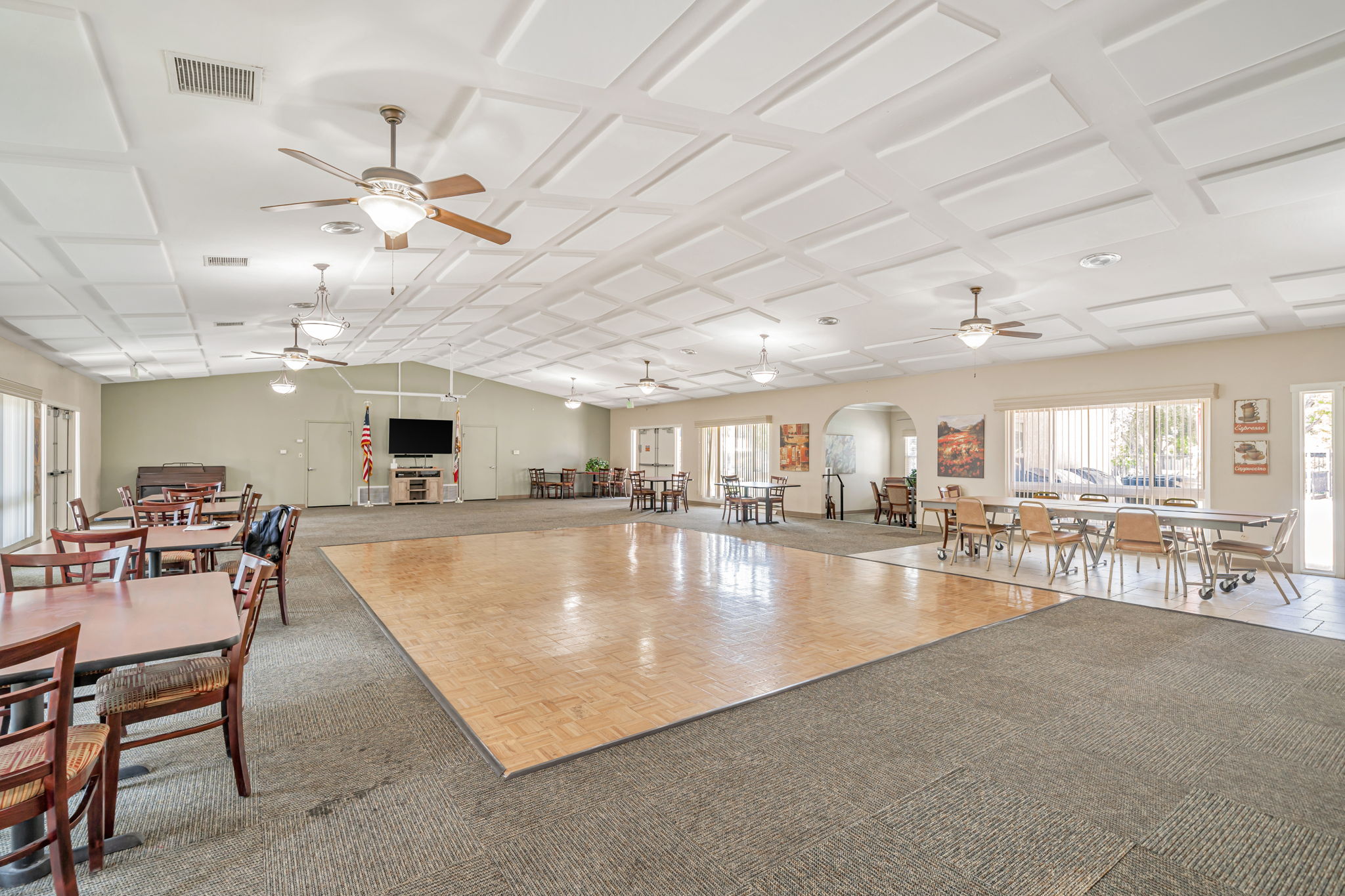 041_ 3263 Vineyard Ave 68 