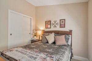 024_ 3263 Vineyard Ave 68 