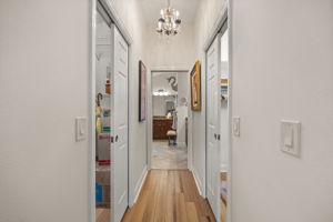 Mbedcloset-hall