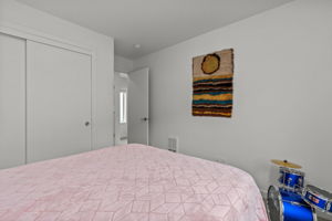  Photo 34