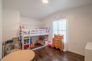  Photo 23
