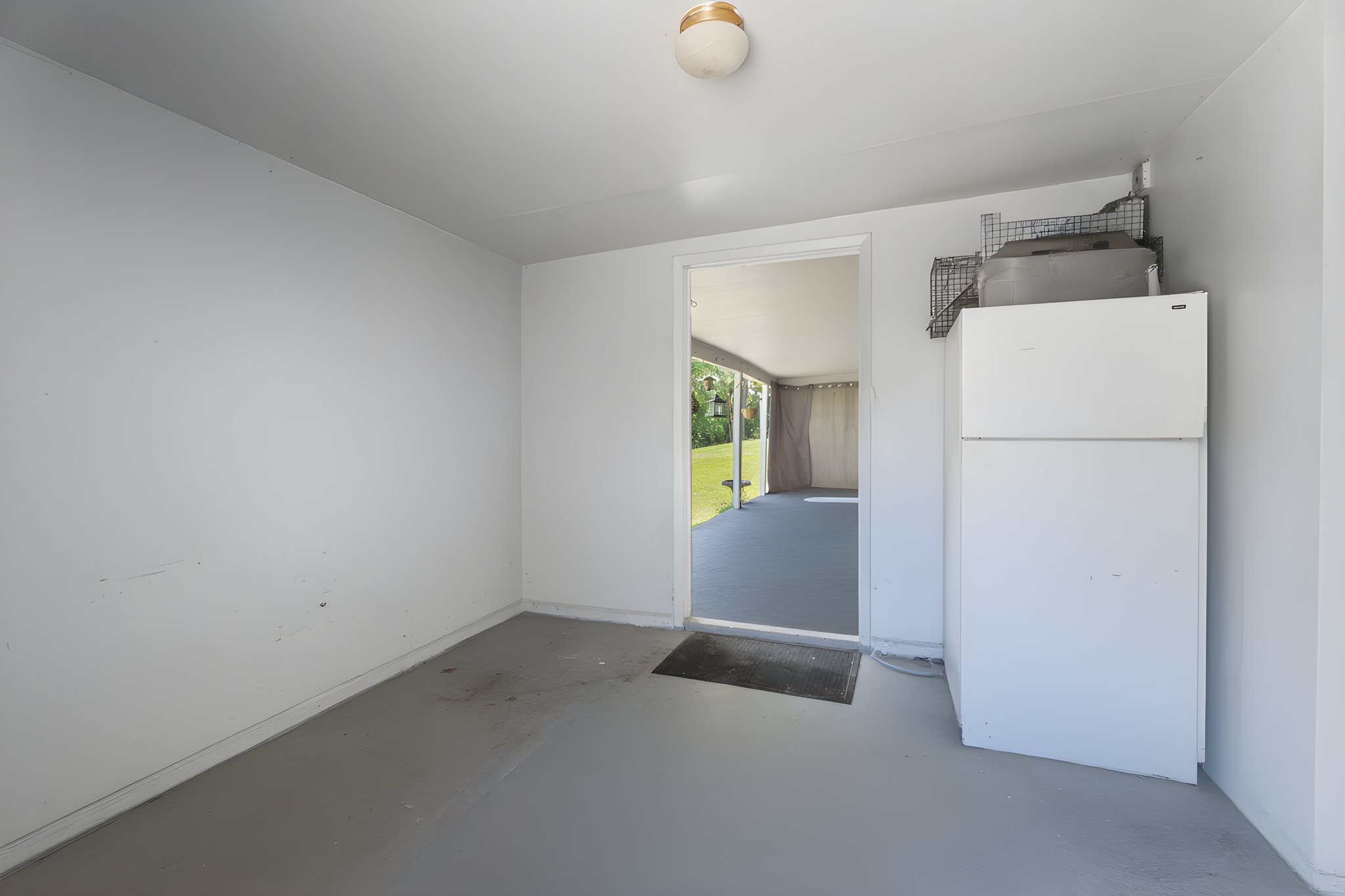 AHM00260 furniture removed.jpeg