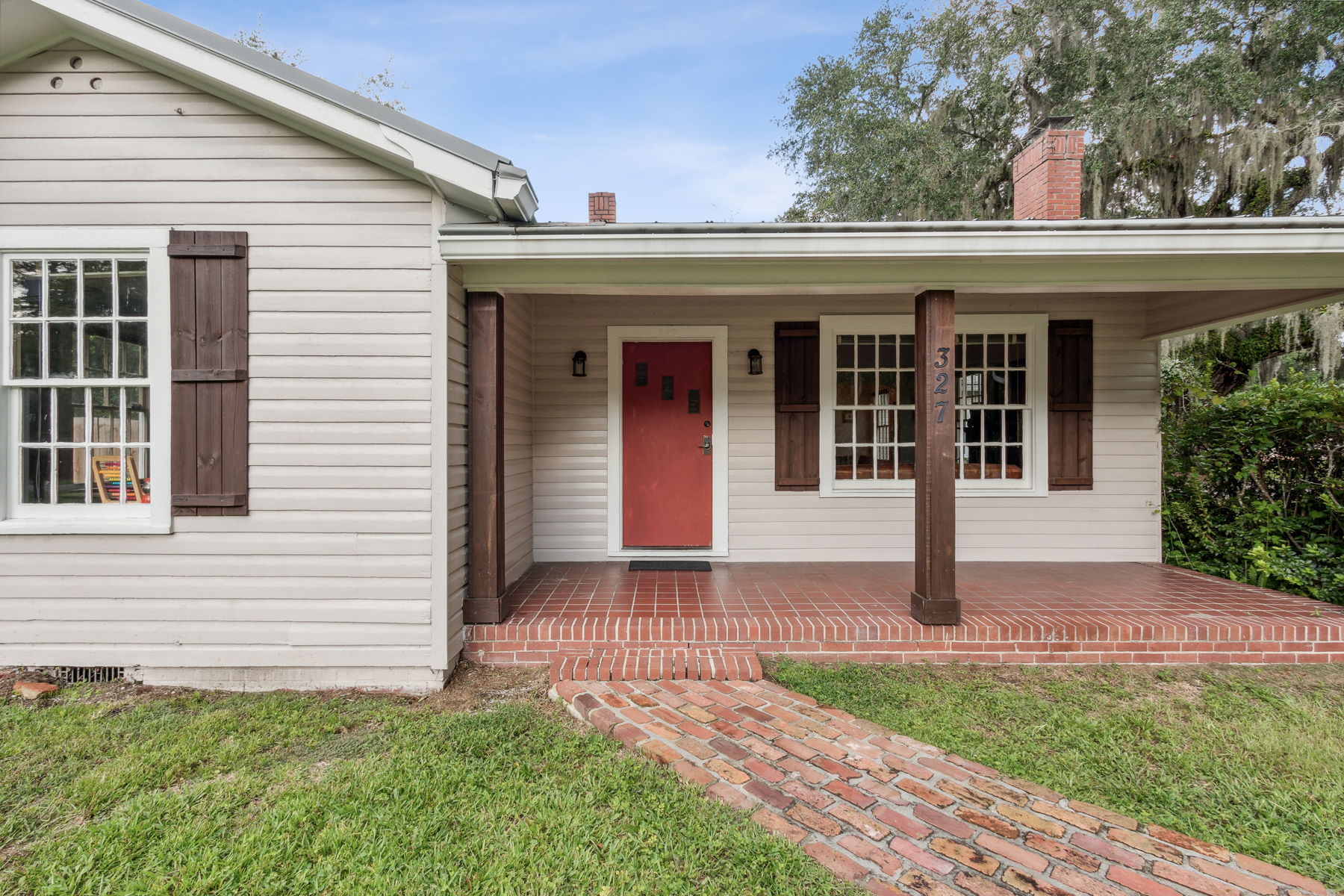 Front Entry Detail