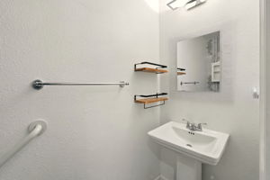  Photo 34