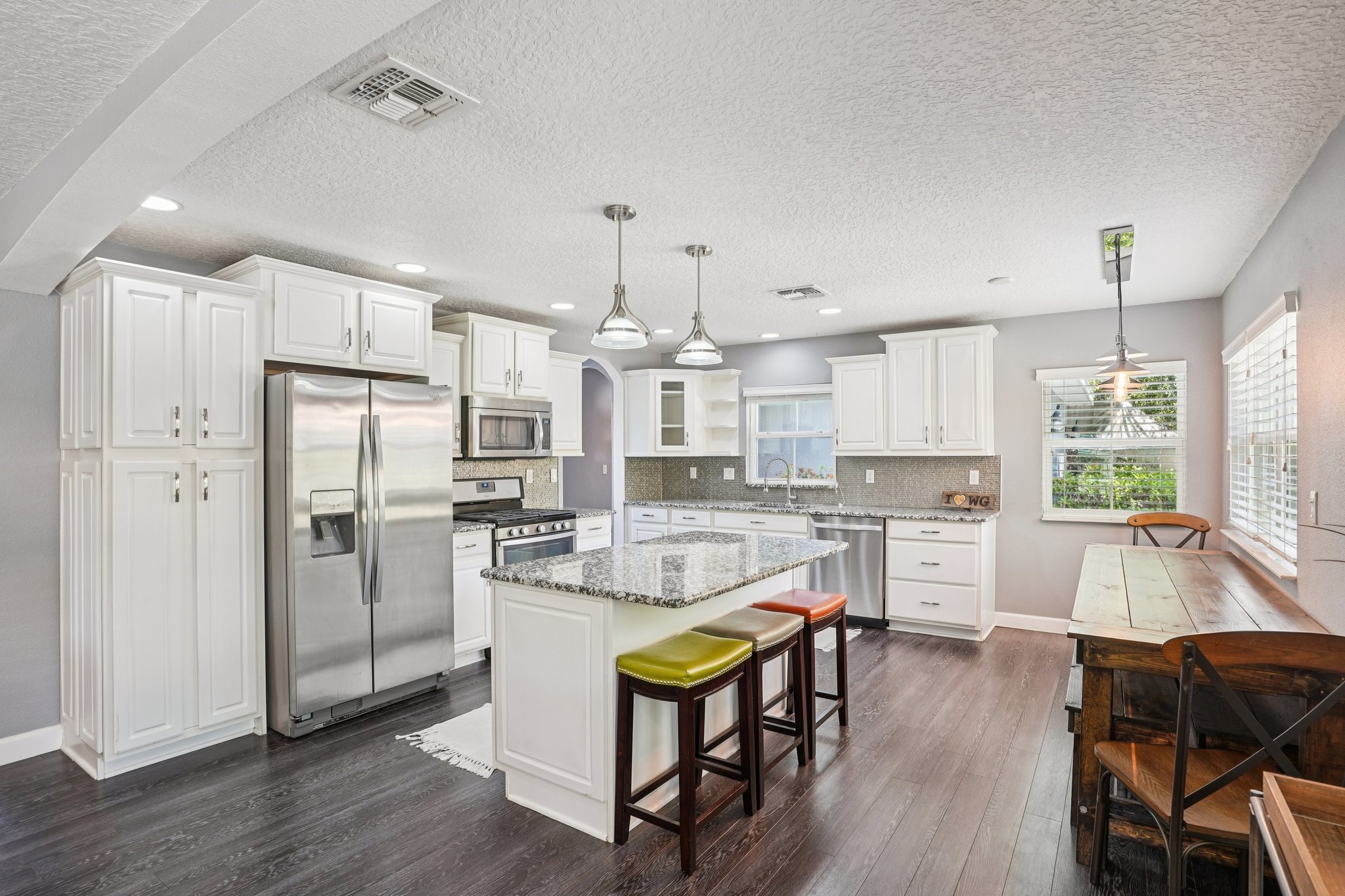 S Lakeview Ave-S2803-013.jpg