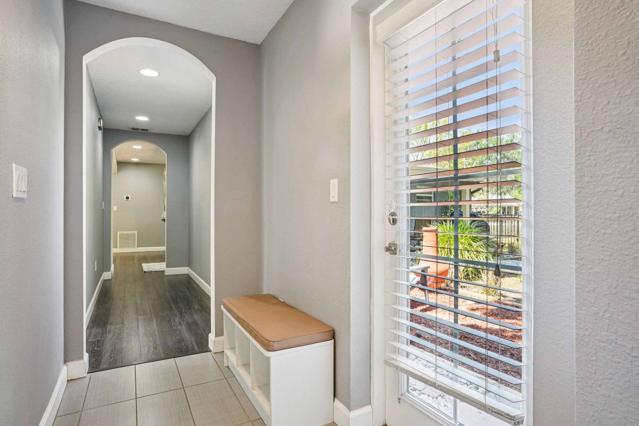 S Lakeview Ave-S2803-026.jpg