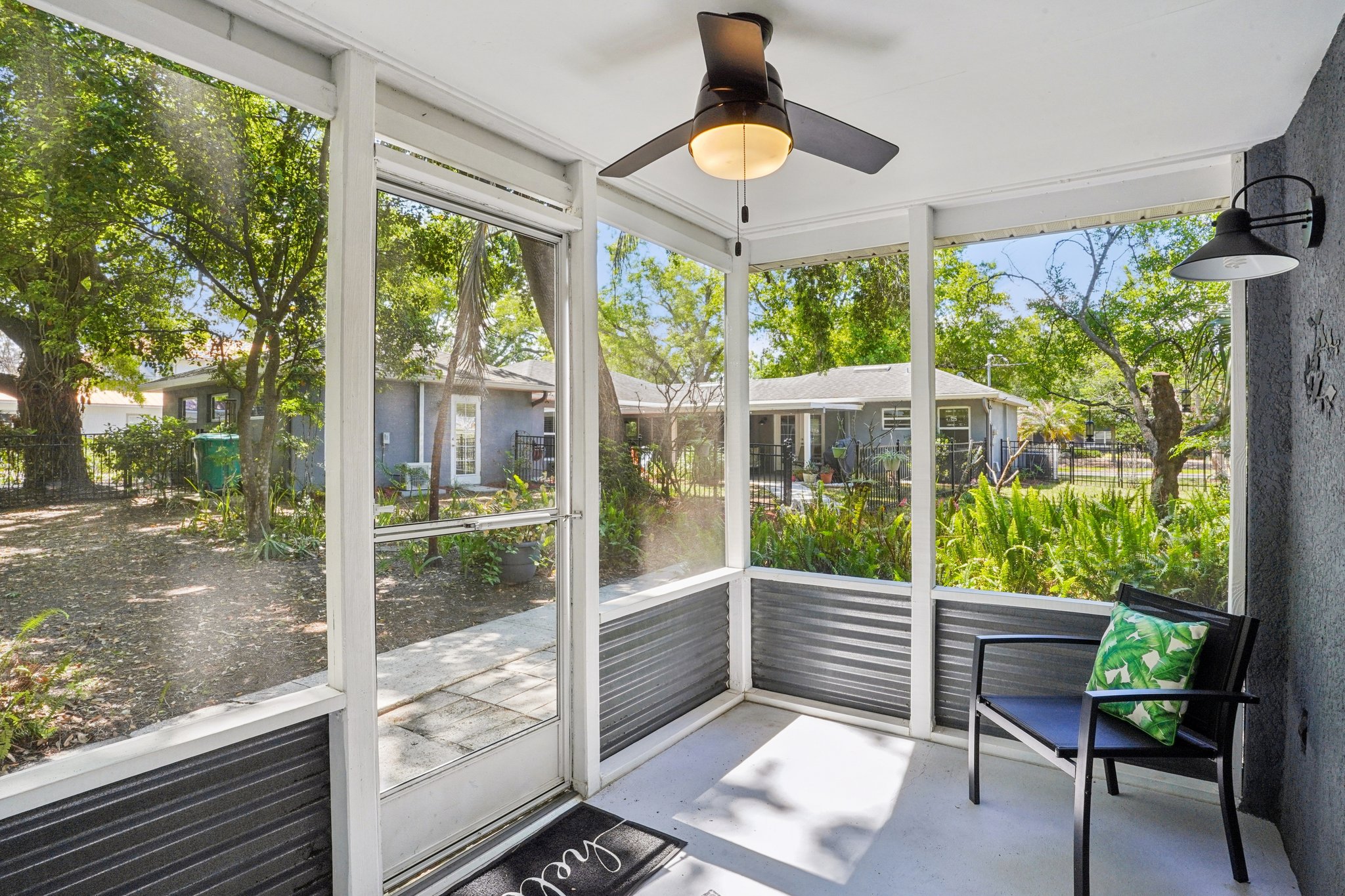 S Lakeview Ave-S2803-039.jpg