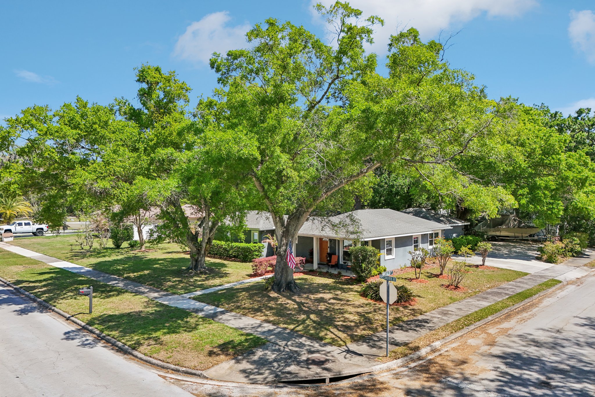 S Lakeview Ave-S2803-053.jpg