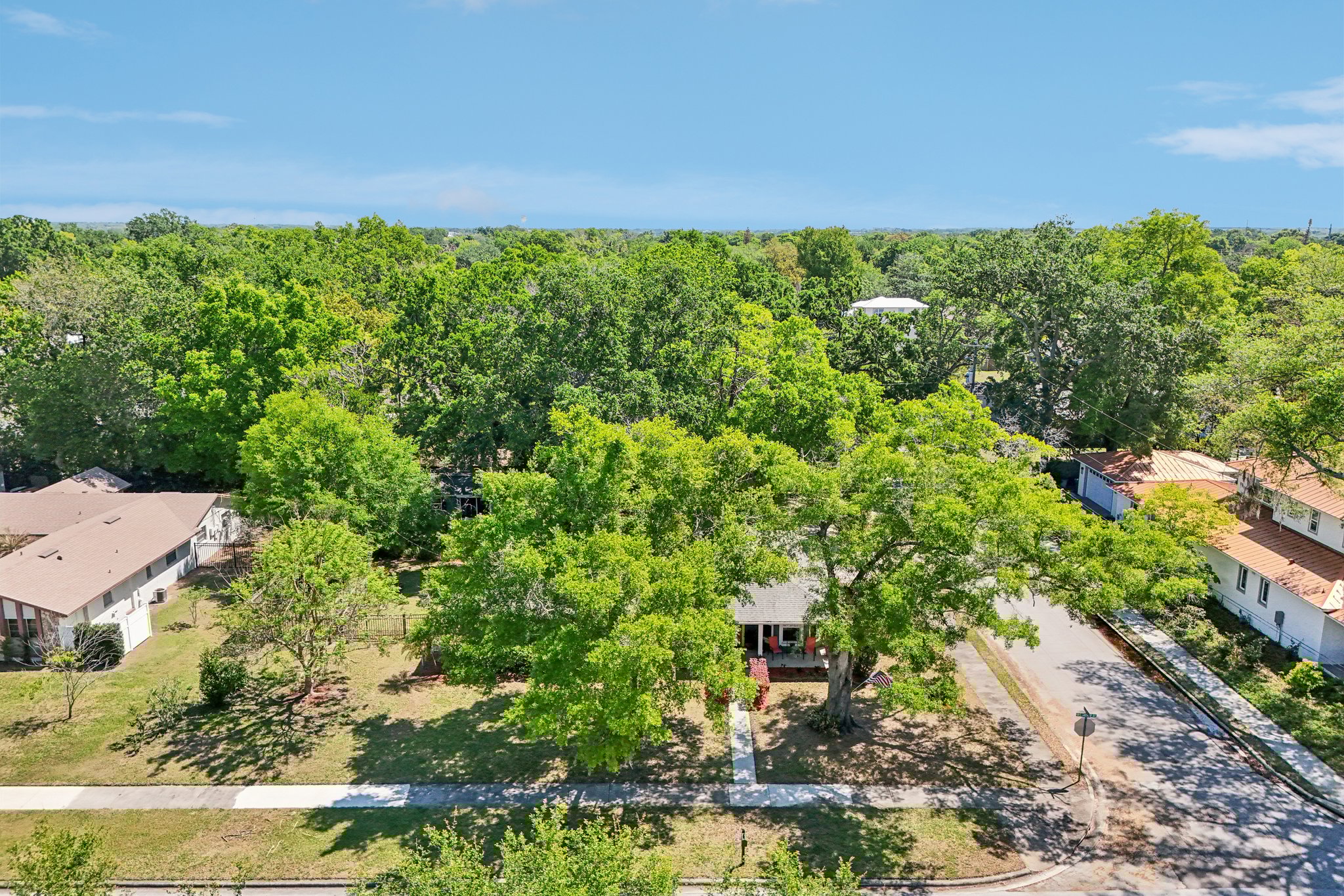 S Lakeview Ave-S2803-058.jpg