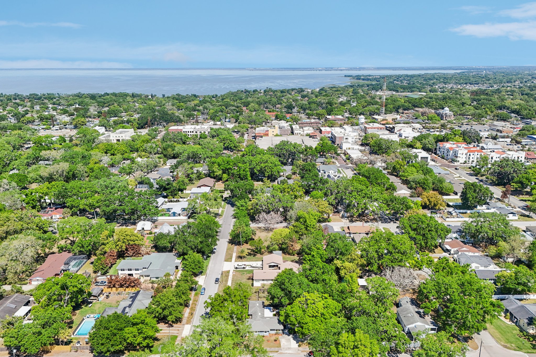 S Lakeview Ave-S2803-067.jpg