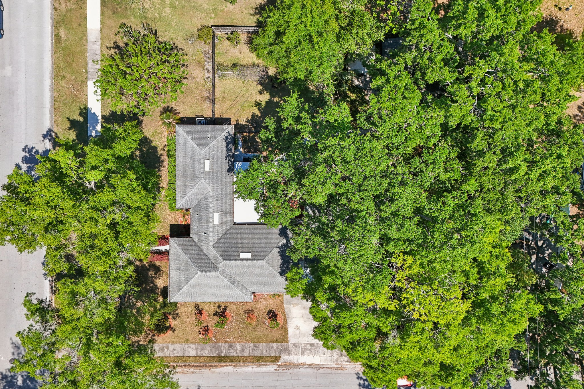 S Lakeview Ave-S2803-068.jpg