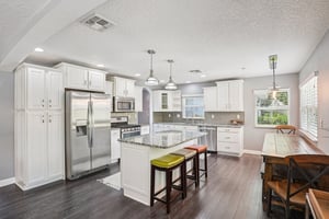 S Lakeview Ave-S2803-013.jpg