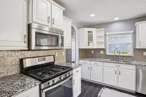 S Lakeview Ave-S2803-017.jpg