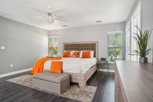 S Lakeview Ave-S2803-020.jpg