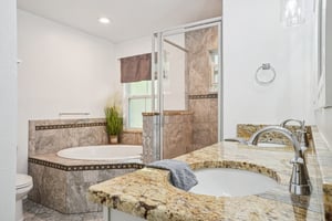 S Lakeview Ave-S2803-022.jpg