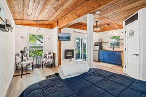 S Lakeview Ave-S2803-035.jpg