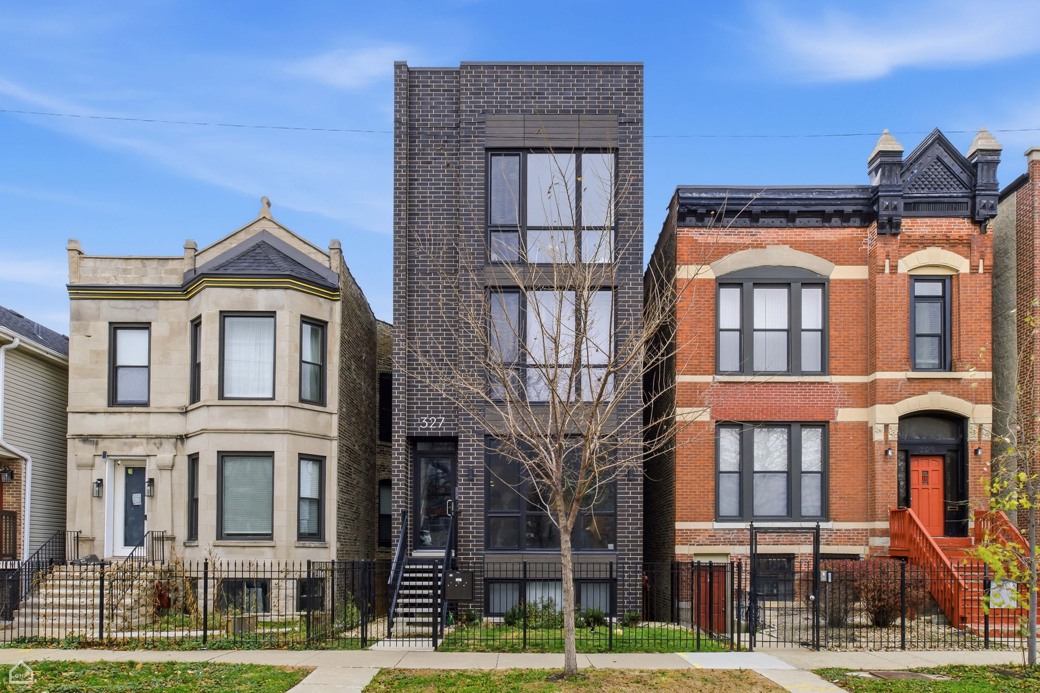 327 S Leavitt St 1 - North Clybourn Group_CHP2025_001