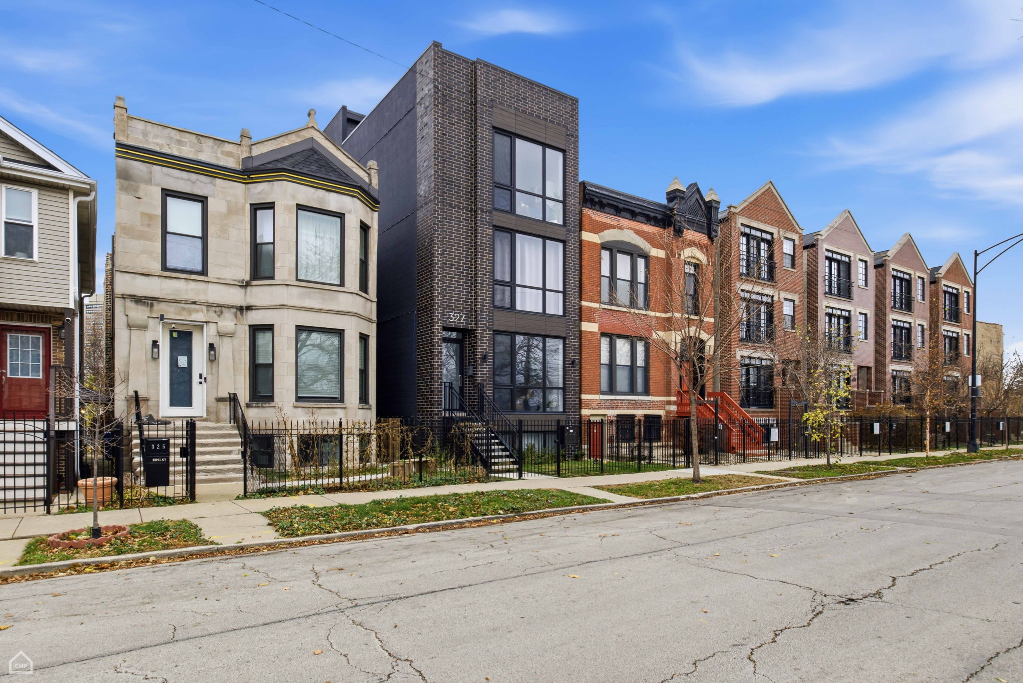 327 S Leavitt St 1 - North Clybourn Group_CHP2025_002