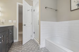 Whitetail Dr-S1908-037.jpg