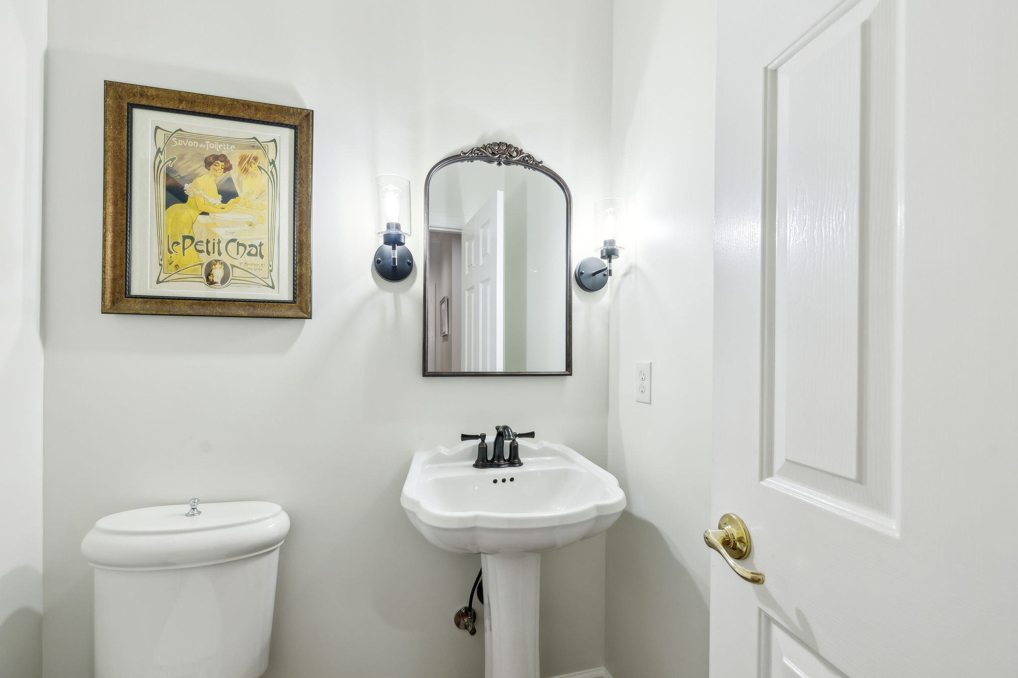  Photo 44