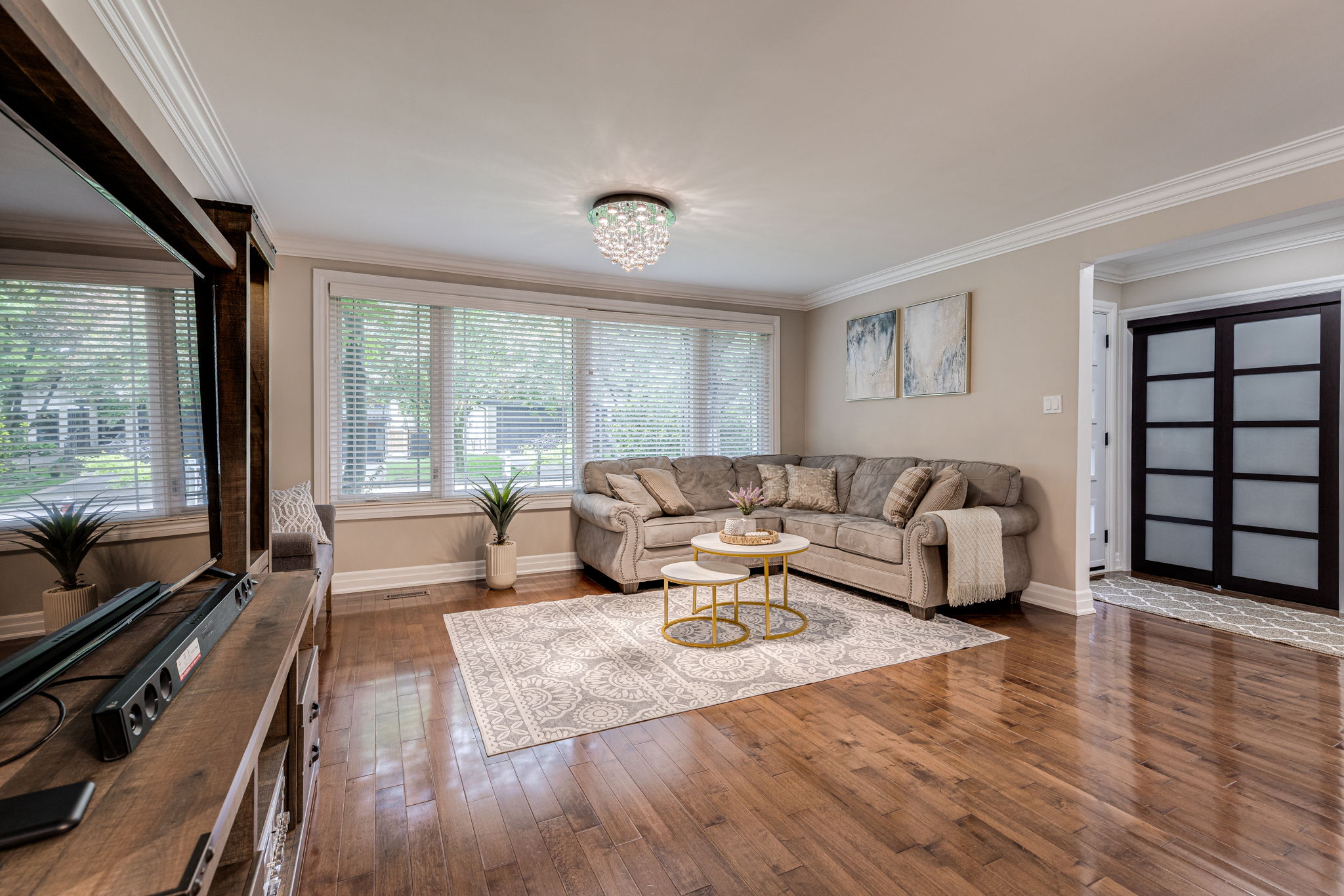 Mississauga property showcase — delivered property photograph 9