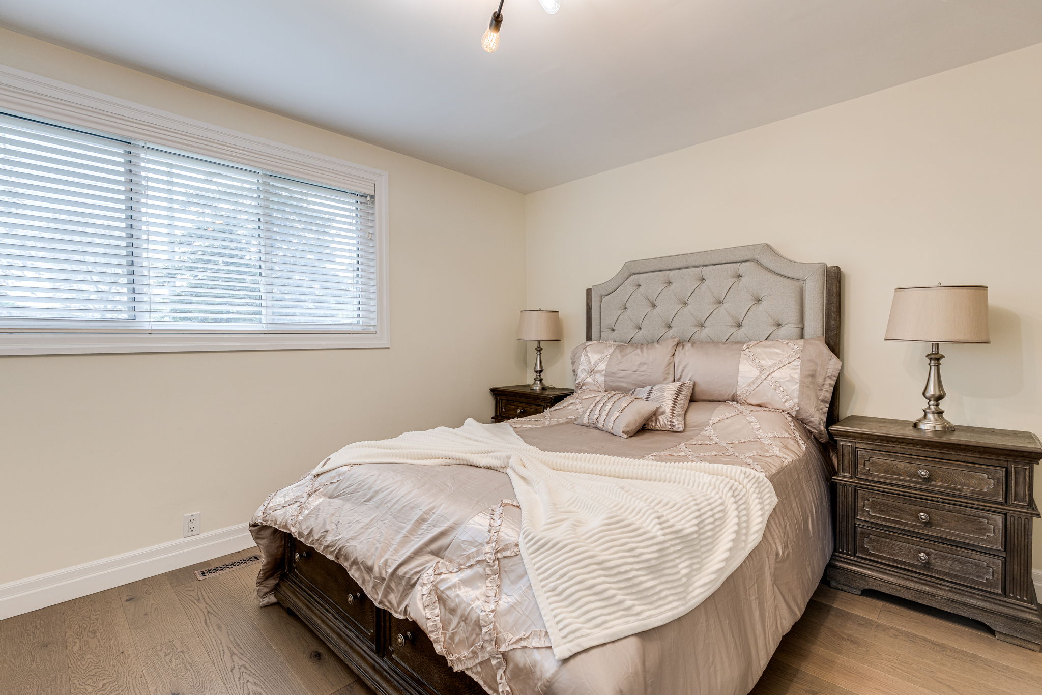 Mississauga property showcase — delivered property photograph 24