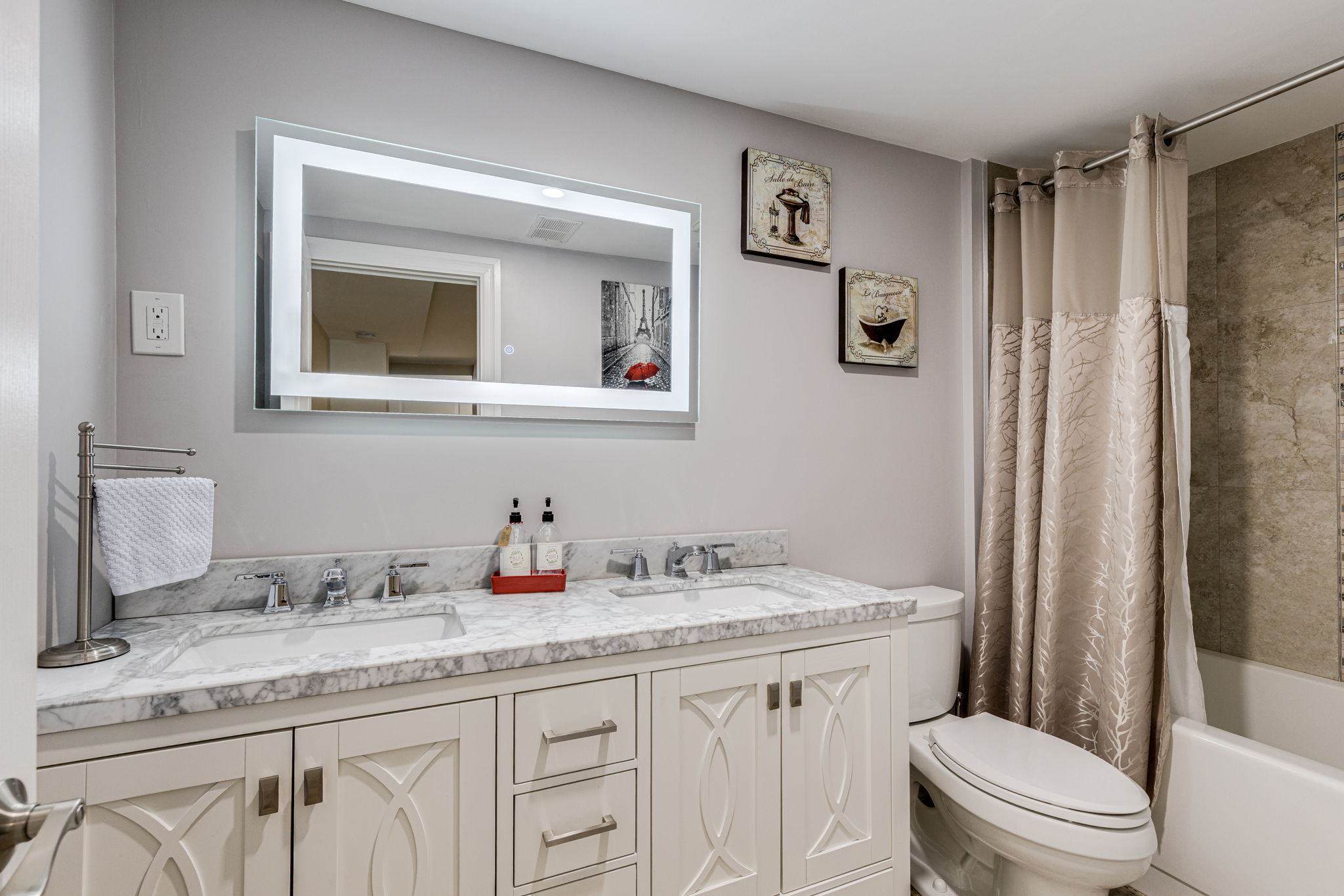 Mississauga property showcase — delivered property photograph 44