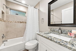 Bathroom2