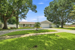 Front Exterior31